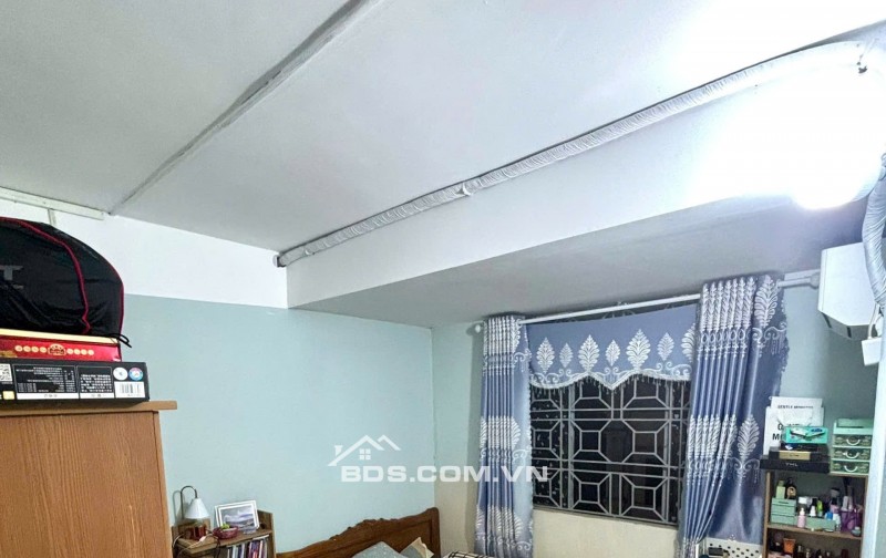 CHỦ BÁN CĂN HỘ HÒA BÌNH, THANG MÁY, QUẬN 10 - GIÁ CHỈ 2.8 TỶ