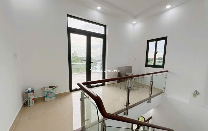  CẦN BÁN NHÀ 1 TRỆT 1 LẦU – KHU VỰC BỜ CHÙA, BÌNH CHÁNH – GẦN KDC – GIÁ TỐT CHỈ 1 TỶ 300 TRIỆU