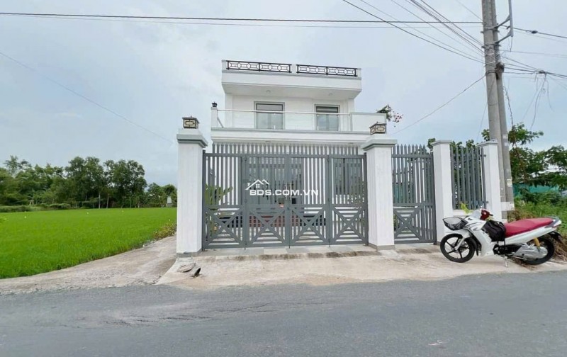 CẦN BÁN NHÀ 1 TRỆT 1 LẦU – KHU VỰC BỜ CHÙA, BÌNH CHÁNH – GẦN KDC – GIÁ TỐT CHỈ 1 TỶ 300 TRIỆU