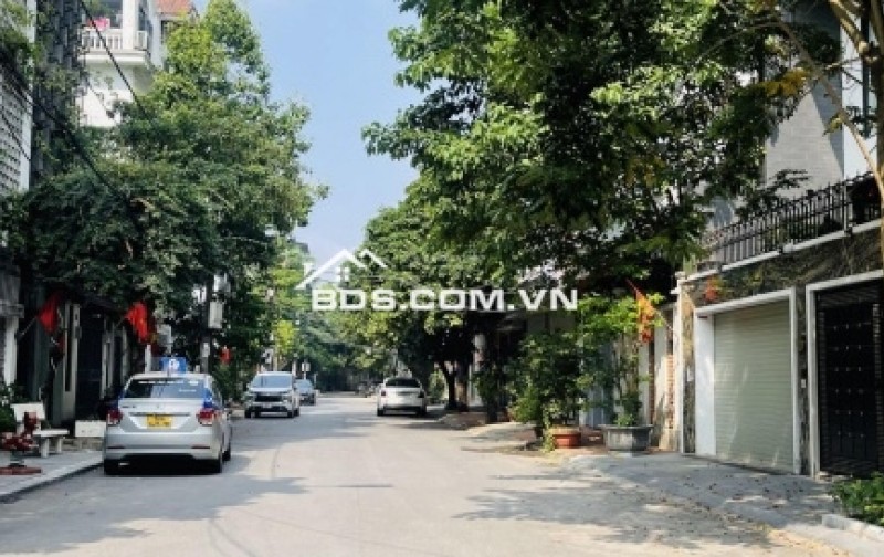 Trung tâm BA ĐÌNH - Phân lô ô tô tránh - Kinh Doanh bất chấp - Gần Hồ Tây - 55m x 8 tầng x 4.5m - Chỉ 24.5ty