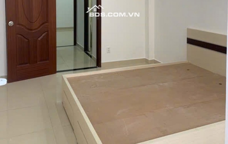 Bán nhà hoặc cho thuê nhà TK18/22 Nguyễn Cảnh Trân, Q1