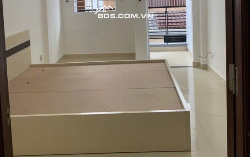 Bán nhà hoặc cho thuê nhà TK18/22 Nguyễn Cảnh Trân, Q1