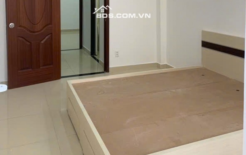 Bán nhà hoặc cho thuê nhà TK18/22 Nguyễn Cảnh Trân, Q1