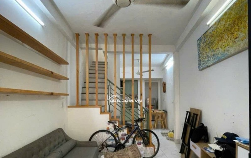 Phú Nhuận, nhà đẹp chắc chắn - 34m2 - 5Tỷ hơn xíu.