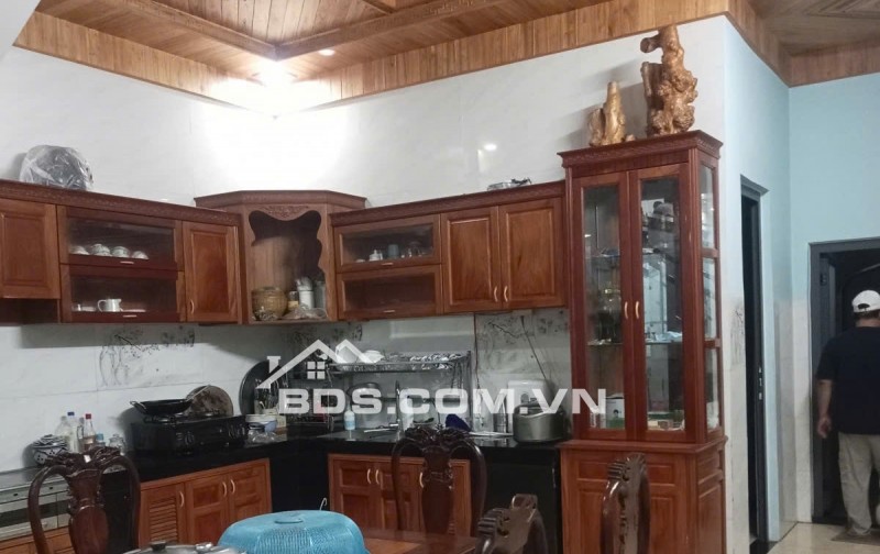 SIÊU PHẨM MẶT TIỀN KINH DOANH – NGAY NGÃ TƯ TRƯƠNG VĂN VĨNH – NGUYỄN THỊ TƯƠI