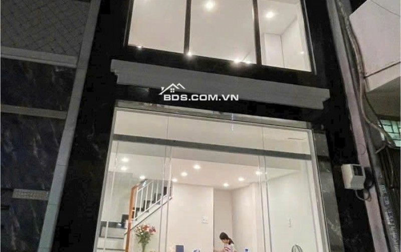 NHÀ MỚI 5 TẦNG Q10 – HXH – GIÁ CHỈ 5 TỶ 4 . LH:0988954579.