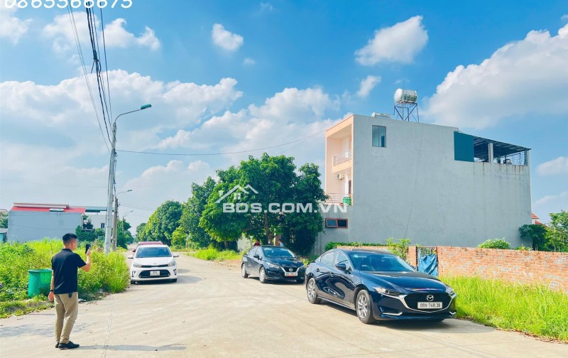 Bán lô 111m trục chính Lưu QUang Vũ - khu Hạ Bạn - Việt Trì.LH 0865566675