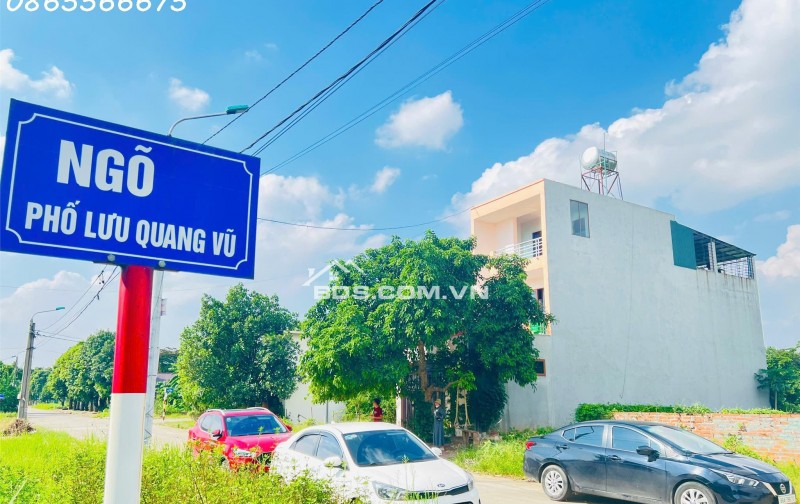 Bán lô 111m trục chính Lưu QUang Vũ - khu Hạ Bạn - Việt Trì.LH 0865566675