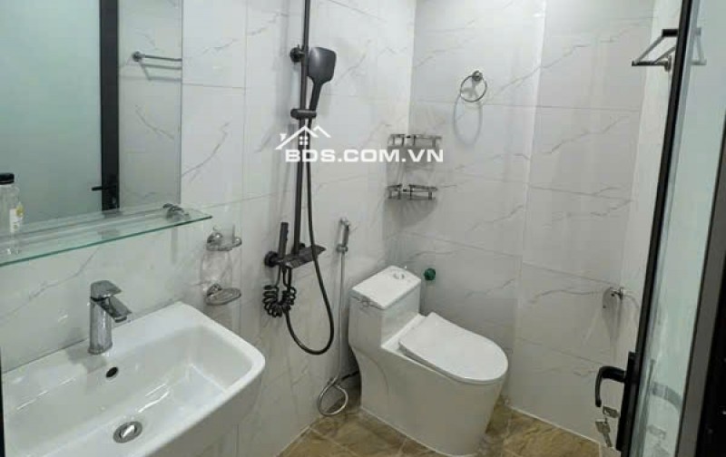 BÁN NHÀ ĐÌNH THÔN 41M²- 6.6 TỶ, NHÀ DÂN XÂY , BỀN , ĐẸP , GIÁ TỐT