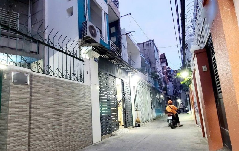 HXH Lê Văn Sỹ - 76m2 - 7,95Tỷ TL - 3 tầng BTCT.