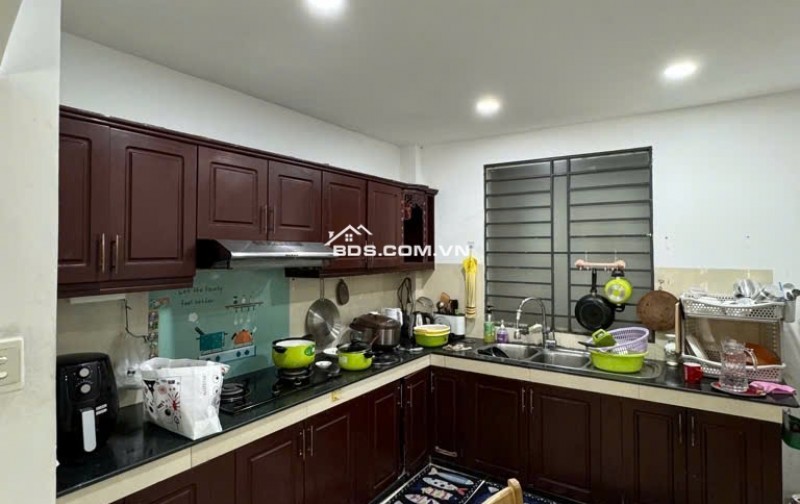 BÁN NHÀ TÂN BÌNH PHƯỜNG 15 TÂN BÌNH HXH 5 LẦU 5PN 66M2 6.5 TỶ TL