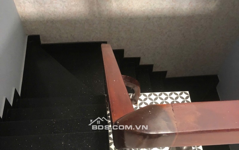 SIÊU PHẨM NHÀ KHAI THÁC DÒNG TIỀN – HẺM XE TẢI ĐẸP – GIÁ BÁN CHỈ 15 TỶ. LH:0988954579.