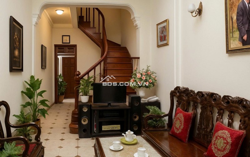 Bán nhà siêu hiếm Giảng Võ, 55m² x 4 tầng, 2 mặt ngõ, gần ô tô – Giá chỉ 13 tỷ