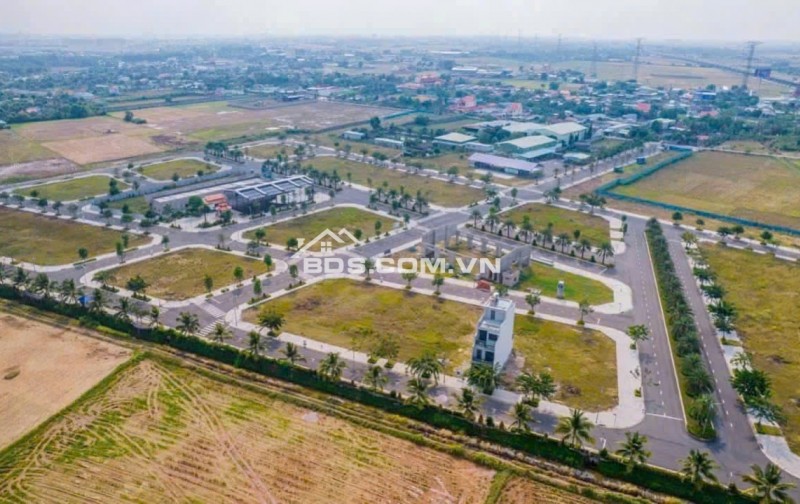 CẦN BÁN ĐÁT KINGHILL RESIDENCE XÃ THANH PHÚ HUYỆN BẾN LỨC CHỈ 850 TRIỆU