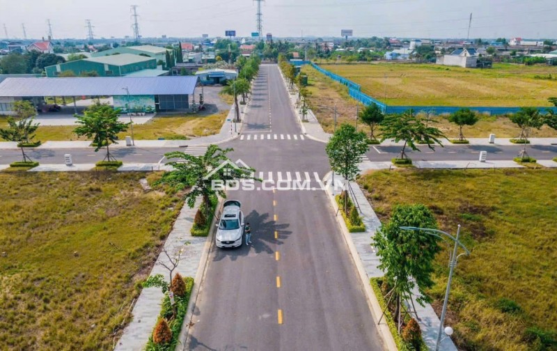 CẦN BÁN ĐÁT KINGHILL RESIDENCE XÃ THANH PHÚ HUYỆN BẾN LỨC CHỈ 850 TRIỆU