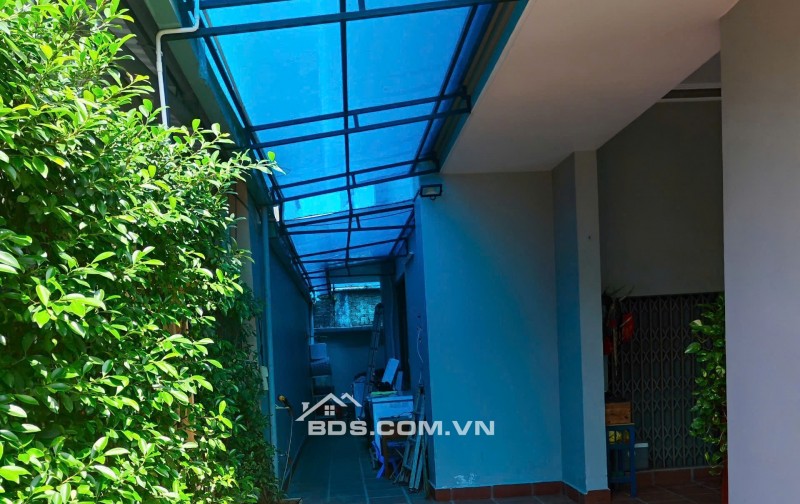 BÁN NHÀ PHỐ HẺM XE HƠI – DIỆN TÍCH LỚN – TRUNG TÂM THẢO ĐIỀN, TP. THỦ ĐỨC