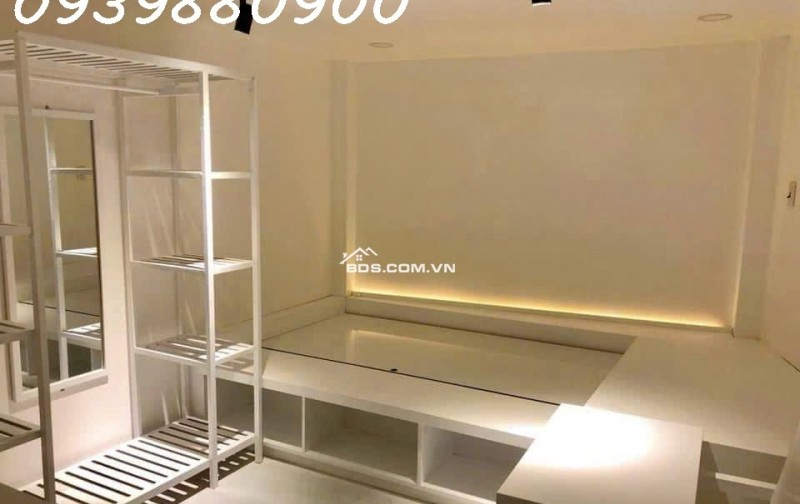 Phùng Văn Cung - Oto ngủ nhà - 73m2 - 11,85Tỷ