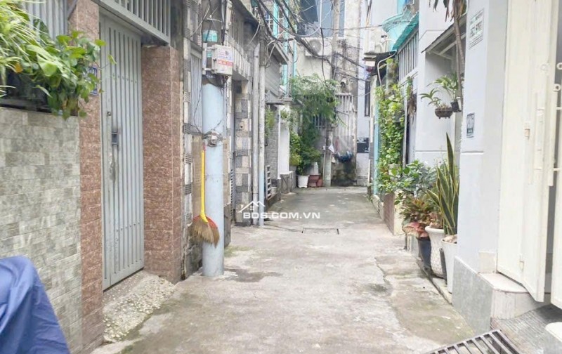 Nhà 2 tầng ở ngay, 28m2,Ngay QL13 Cầu Ông Dầu Hiệp Bình Phước Thủ đức