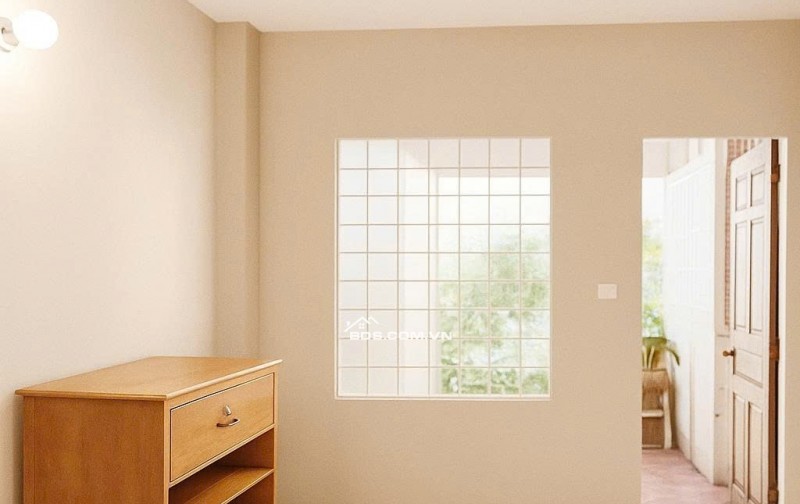 Bán nhà Hào Nam 51m², 5 tầng thang máy chờ, vị trí đẹp – Dòng tiền ổn định, giá 9.8 tỷ