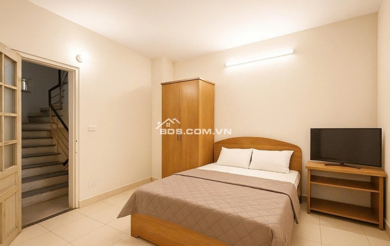 Bán nhà Hào Nam 51m², 5 tầng thang máy chờ, vị trí đẹp – Dòng tiền ổn định, giá 9.8 tỷ