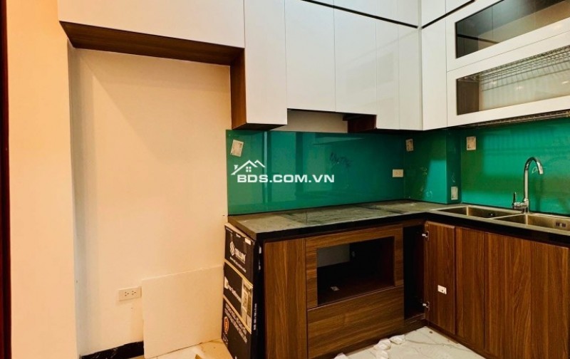 Siêu phẩm –Bán nhà 5 tầng mới coong  - Ngõ 68 nguyễn văn Linh – Giá sập sàn 5.x tỷ