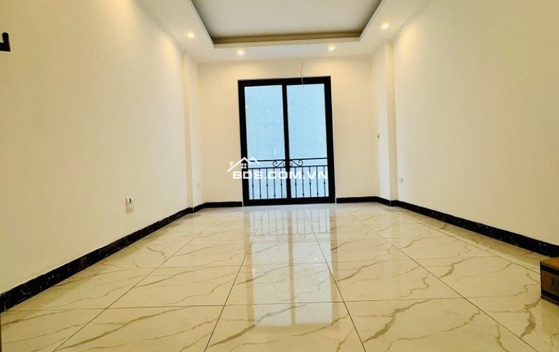 Siêu phẩm –Bán nhà 5 tầng mới coong  - Ngõ 68 nguyễn văn Linh – Giá sập sàn 5.x tỷ