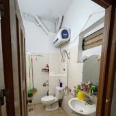 Chính chủ cho thuê nhà tập thể phố Lý Văn Phức (gần phố Trịnh Hoài Đức)