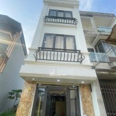 4 tỷ nhà Ngọc hồi, Thanh Trì, 40m2 xây 3 tầng , full công năng - ngõ nông ,gần ô tô.