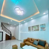 Nhà Đẹp Chợ Khâm Thiên, Đống Đa 39m, 5 tầng, mt 3,5m, giá 7.65 tỷ.