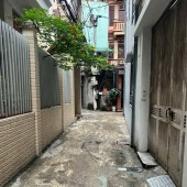 Nhỉnh 9 Tỷ - Pháo Đài Láng, Đống Đa - Gần Phố - 2 Thoáng - 46m, 5 Tầng.