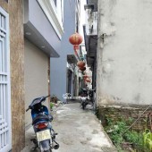 NHÀ ĐẸP KÍNH KOONG, MỚI XÂY, 32/35 M2, 2 PHÚT XE MÁY RA CHỢ TỨ HIỆP, TRUNG TÂM HUYÊN, 5 tyr nhỉnh , TÌM CHỦ GẤP