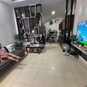 BẤN NHÀ GÂP TRUNG TỰU  30M 4 TÂNG - MT 4M - 6.35 tỷ B TỪ LIÊM