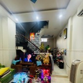 BÁN NHÀ ĐẸP 1/ - TRẦN ĐẠI NGHĨA - 42M2 (4X10.5M) - 3 TẦNG - 3PN - HẺM 3M - 4 TỶ.