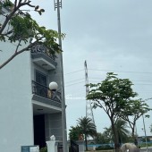 Chính chủ cần bán nhà vị trí cực đẹp khu trong khu dân cư giá 2ti 5