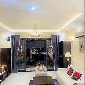 Bán nhà Quận 7 giá rẻ, đường Nguyễn Thị Thập