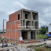 CẦN TIỀN BÁN RẺ _ LÔ ĐẤT gần ủy ban Tương Bình Hiệp.