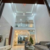 Nhà đẹp nét căng Hồng Tiến, 49,6m2 x 4 tầng, giá 8,4 tỷ.