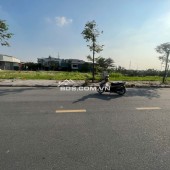 Tọa lạc tại Bảo Long New City, Hương Mạc, Từ Sơn, Bắc Ninh, đất nền này có diện tích 100m2 và giá bán 4,1 tỷ 
 Đây là cơ hội tuyệt vời  Diện tích: