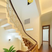 Bán nhà siêu hiếm Giảng Võ, 55m² x 4 tầng, 2 mặt ngõ, gần ô tô – Giá chỉ 13 tỷ