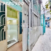 Ngay ngã tư Huỳnh Văn Bánh, nhà 3 tầng - 52m2 - 6,4Tỷ TL.