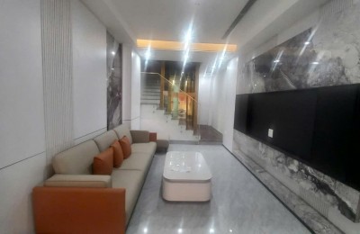 Bán nhà riêng tại Xuân Đỉnh, 14,8 tỷ, 50m2, 5PN, 6WC, giá ưu đãi