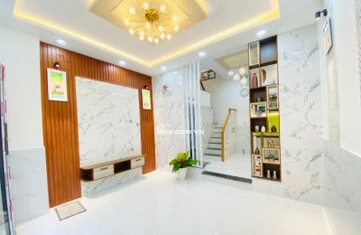 SIÊU PHẨM NHÀ MỚI VÀO Ở NGAY -  3 TẦNG 4 PN - NGAY GẦN CẦU SỐ 3