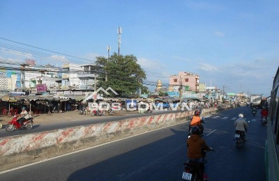 Đất mặt tiền, ngay trung tâm Thị Trấn Bến Lức, Lộ giới 12m