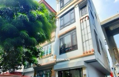 Bán gấp nhà dân xây 4 tầng lô góc - ô tô đỗ của - cổ điển a,tứ hiệp thanh trì chỉ 6đ hơn.
