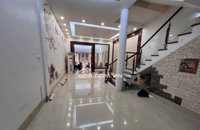 Nhà Đẹp Phân Lô, Ô TÔ Chạy Vòng Quanh, Phố Vọng, Hai Bà Trưng 80m, 5 tầng, mt 5m, giá 31.5 tỷ.