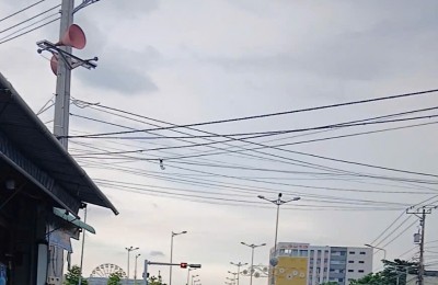 Lô đất  hiếm, MẶT TIỀN NGUYỆN TRUNG TRỰC, Sát QUÃNG TRƯỜNG.