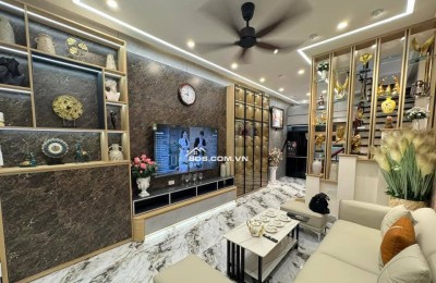 Nhà Đẹp Gần Đường Ô TÔ Tân Mai, Hoàng Mai 35m, 5 tầng, mt 3.7m, giá 10 tỷ