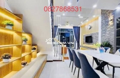 SIÊU PHẨM Ô TÔ - KD - NHÀ ĐẸP- 40M2 -5T – 10.3 TỶ CẦU GIẤY