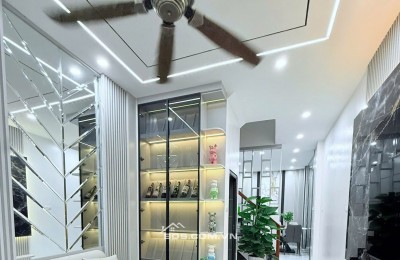 Nhà Đẹp, Ngõ Hoà Bình 7, Hai Bà Trưng 40m, 4 tầng, mt 3.3m, giá 9.5 tỷ