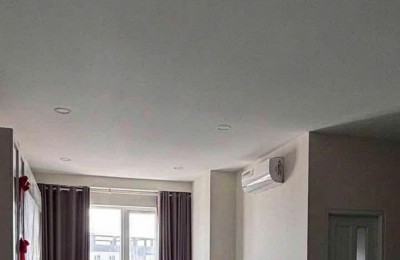 12tr/tháng, Chung cư Miếu Nổi, Vũ Huy Tân, BT: 72m2, 2p ngủ NTCB, 12tr/th